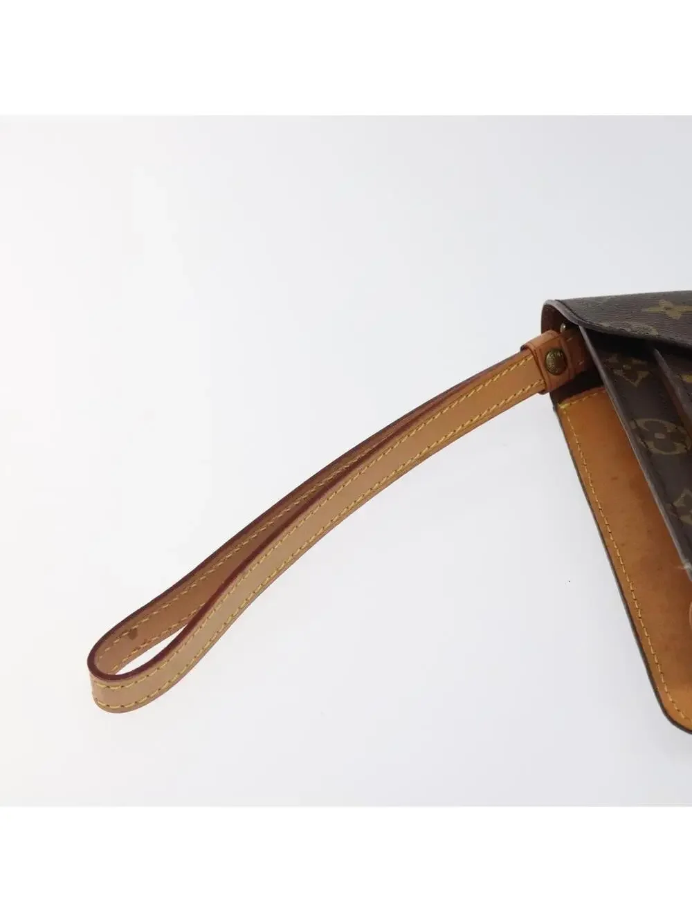 Louis Vuitton style uniqueness errands